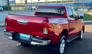 Toyota Hilux SR 4×4 [2020] cheio