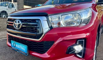 Toyota Hilux SR 4×4 [2020] cheio