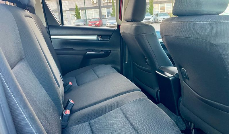 Toyota Hilux SR 4×4 [2020] cheio