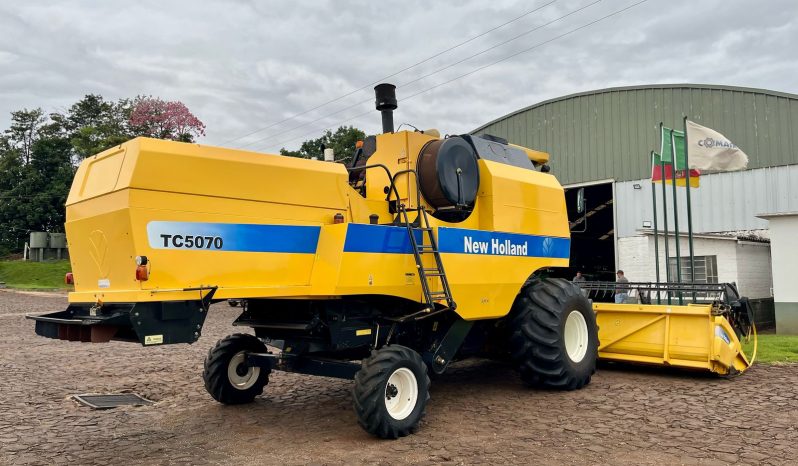 Colheitadeira New Holland TC5070 [2010] #a1802 cheio