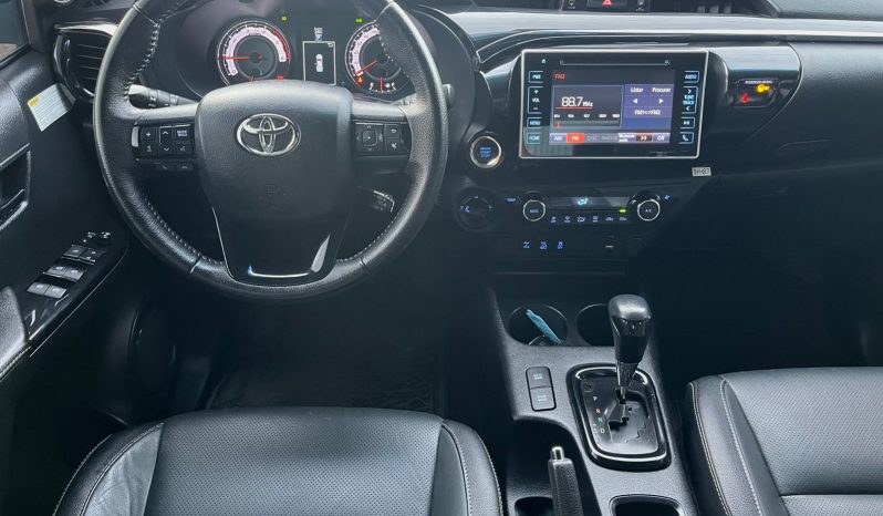 Toyota Hilux SRX 4×4 [2019] cheio