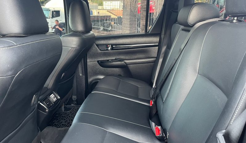 Toyota Hilux SRX 4×4 [2019] cheio