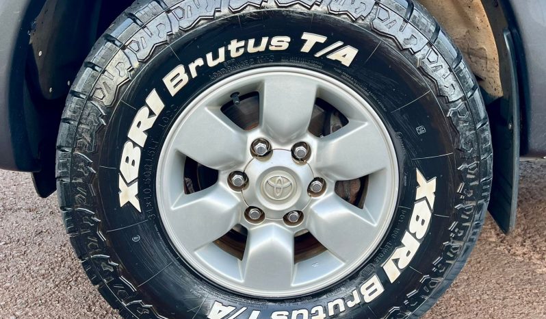 Toyota Hilux 4×4 [2008] cheio