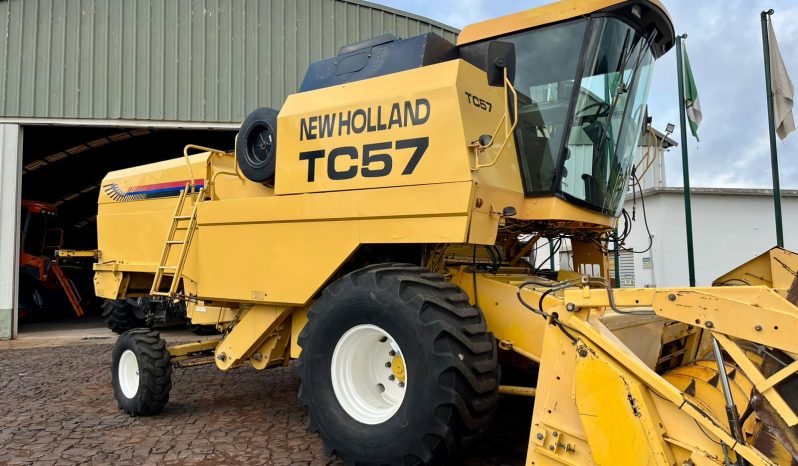 Colheitadeira New Holland TC57 [1999] #am1811 cheio