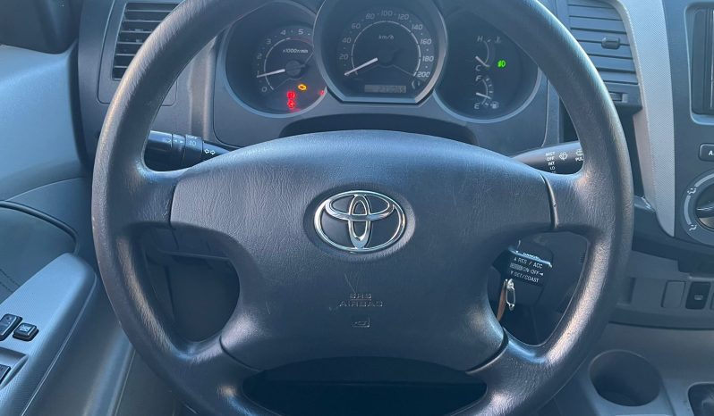 Toyota Hilux SRV 4×4 3.0 TDi [2007] cheio