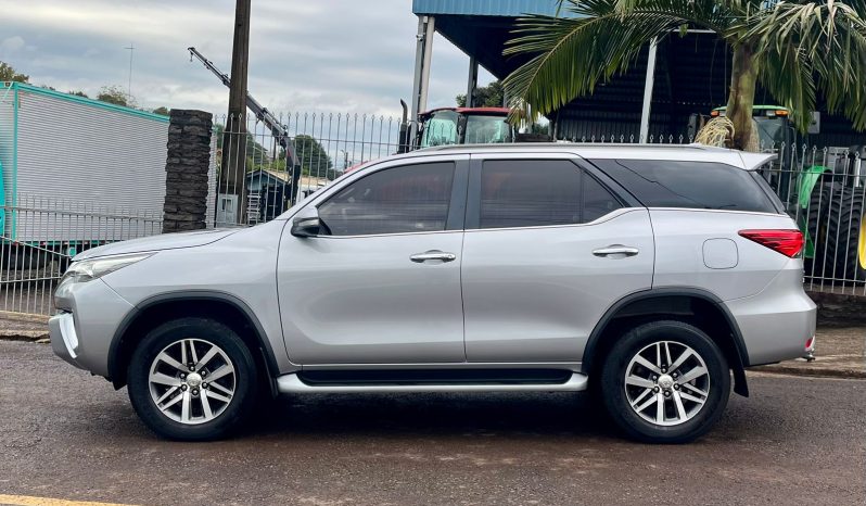 Toyota Hilux SW4 SRV 7 lugares [2016] #am1815 cheio