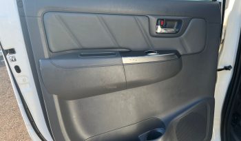 Toyota Hilux SRV [2014] cheio
