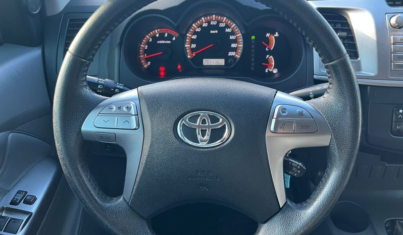 Toyota Hilux SRV [2014] cheio