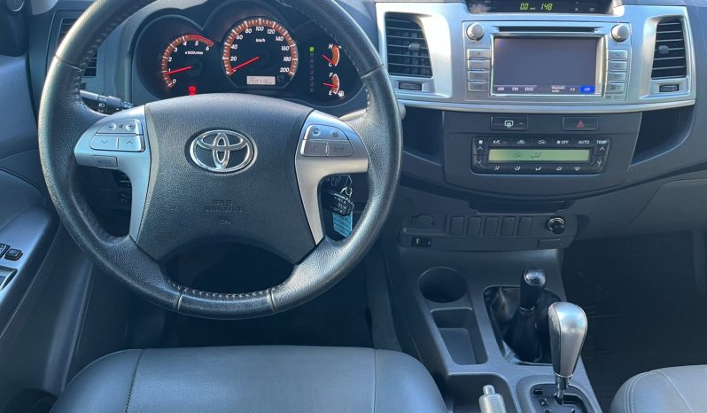 Toyota Hilux SRV [2014] cheio