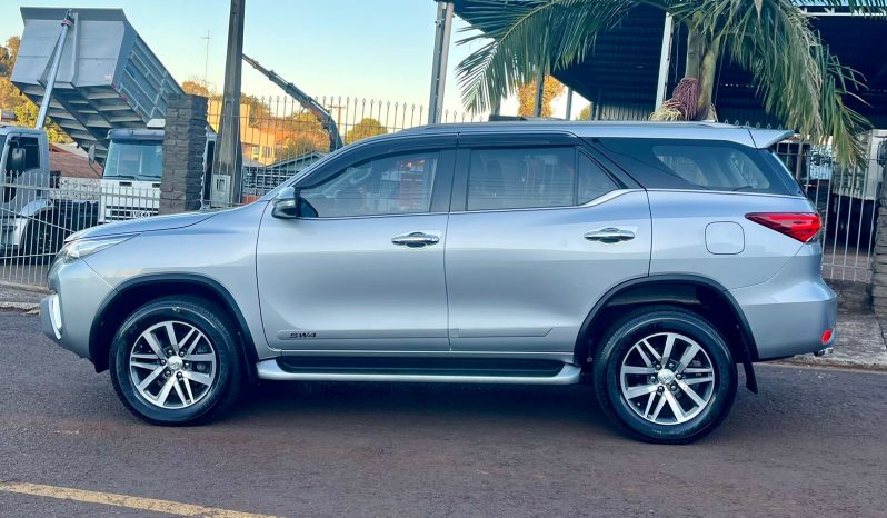 Toyota Hilux SW4 SRX 4×4 5 lugares [2017] #am1827 cheio