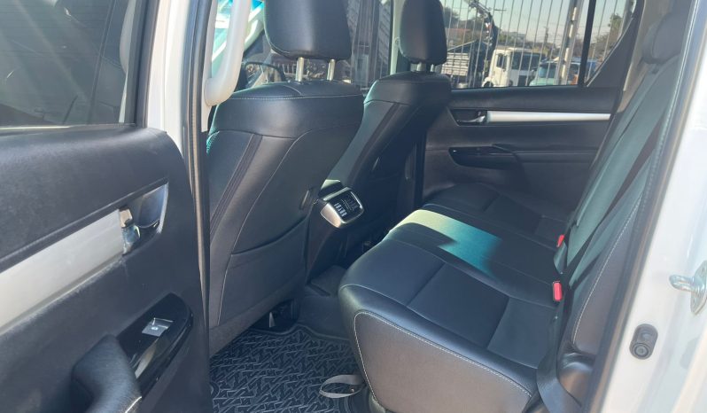 Toyota Hilux SRV 4×4 aut. [2023] #am1841 cheio