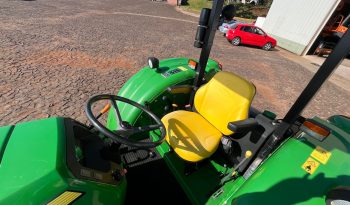 John Deere 5078e 4×4 [2021] cheio