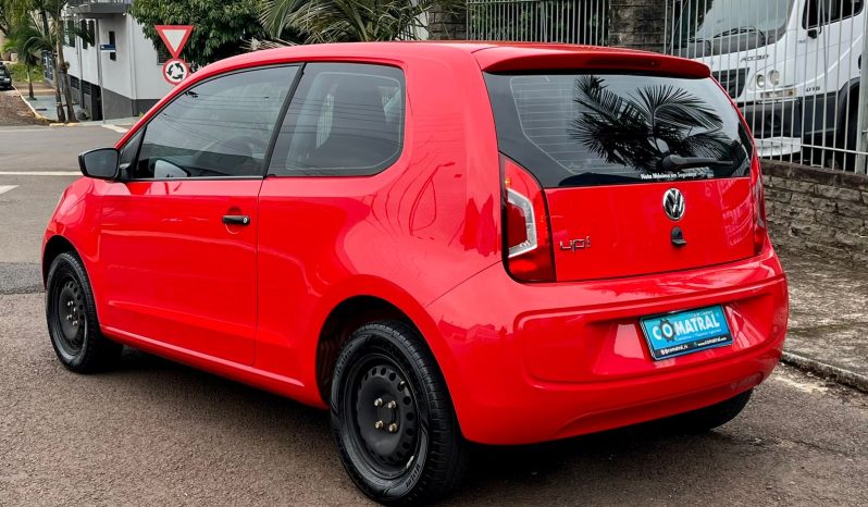 Volkswagen UP Take 1.0 flex [2015] cheio