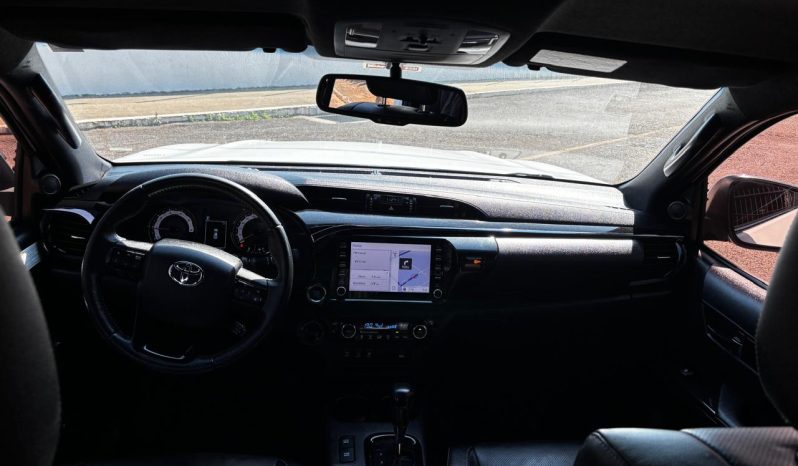 Toyota Hilux SRX 4×4 [2020] #am1867 cheio