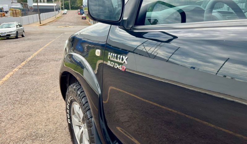 Toyota Hilux SRV 4×2 [2010] #am1853 cheio
