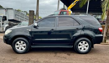 Toyota Hilux SW4 SRV 4×4 3.0 TDi [2009] cheio
