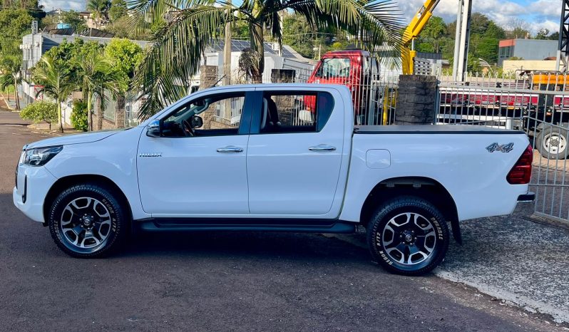 Toyota Hilux SRV 4×4 [2021] #am1880 cheio