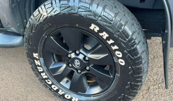 Toyota Hilux SR 4×4 [2020] #m1874 cheio