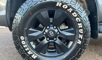 Toyota Hilux SR 4×4 [2020] #m1874 cheio