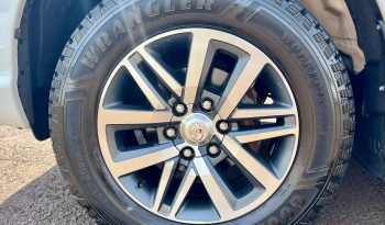 Toyota Hilux SRV 4×4 [2020] cheio