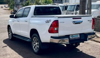 Toyota Hilux SRV 4×4 [2020] cheio