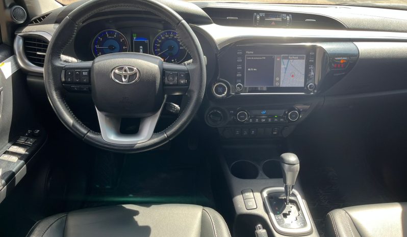Toyota Hilux SRV 4×4 [2020] cheio