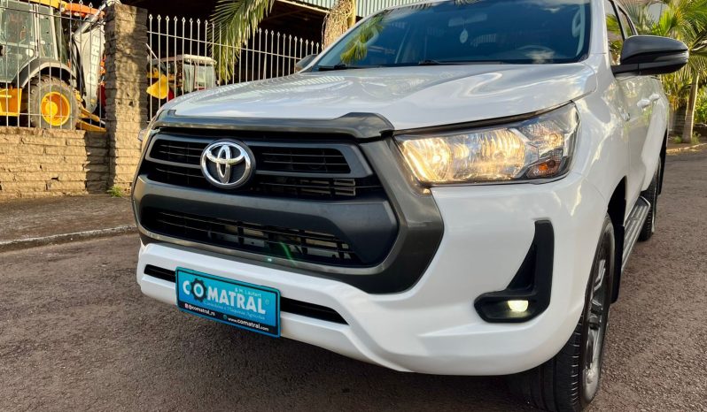 Toyota Hilux SR 4×4 [2021] #T cheio