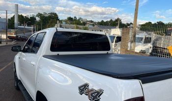 Toyota Hilux SR 4×4 [2021] #T cheio