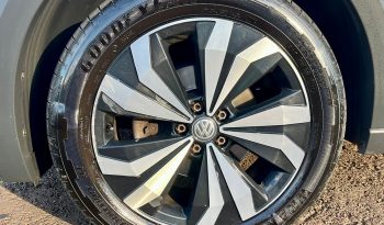 Volkswagen T-Cross Comfortline [2021] cheio