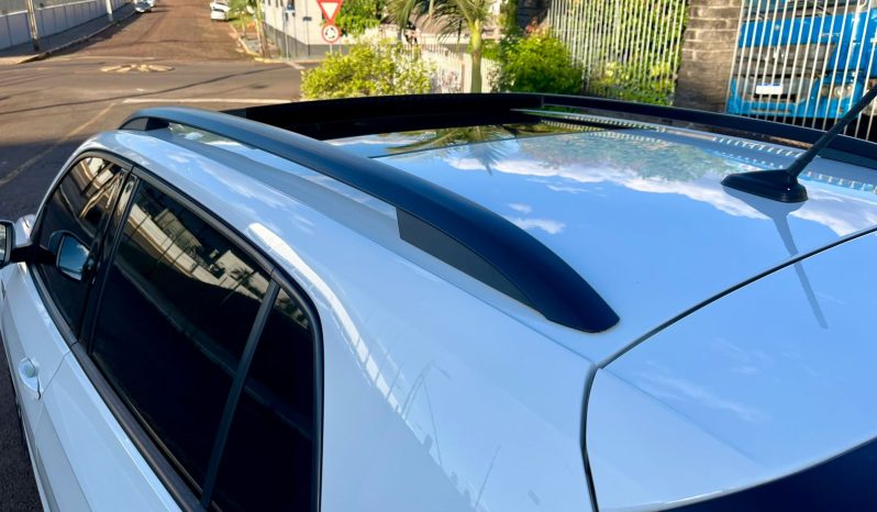 Volkswagen T-Cross Comfortline [2021] cheio