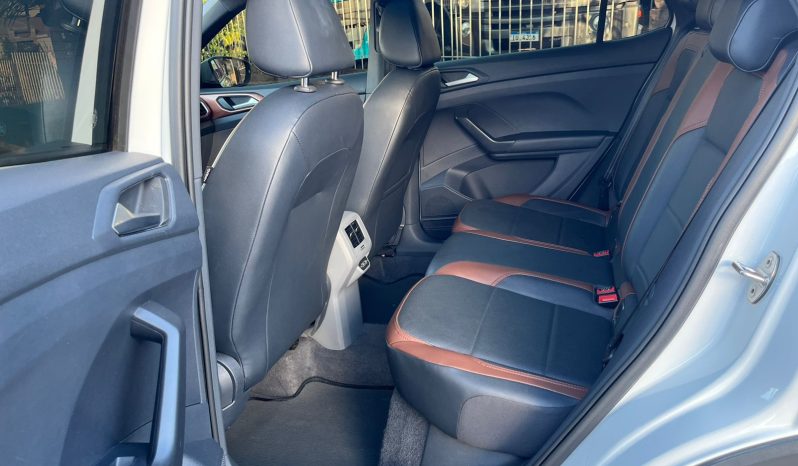Volkswagen T-Cross Comfortline [2021] cheio