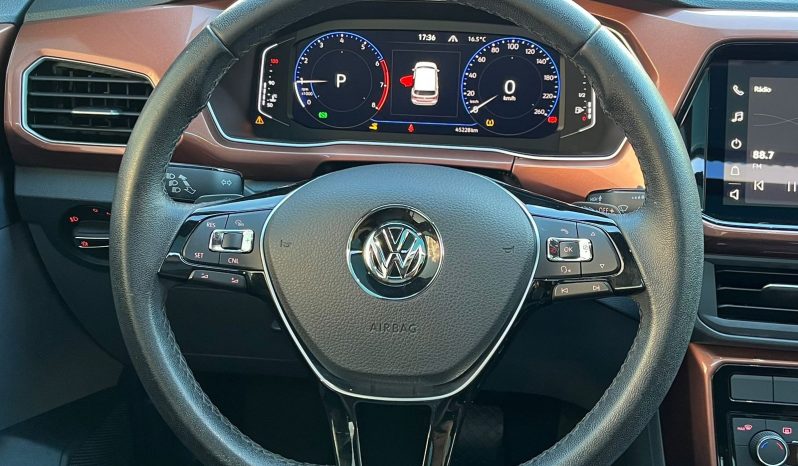 Volkswagen T-Cross Comfortline [2021] cheio