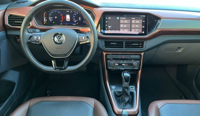 Volkswagen T-Cross Comfortline [2021] cheio