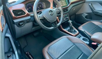 Volkswagen T-Cross Comfortline [2021] cheio