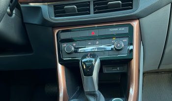 Volkswagen T-Cross Comfortline [2021] cheio