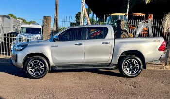 Toyota Hilux SRV 4×4 [2021] #m1926 cheio