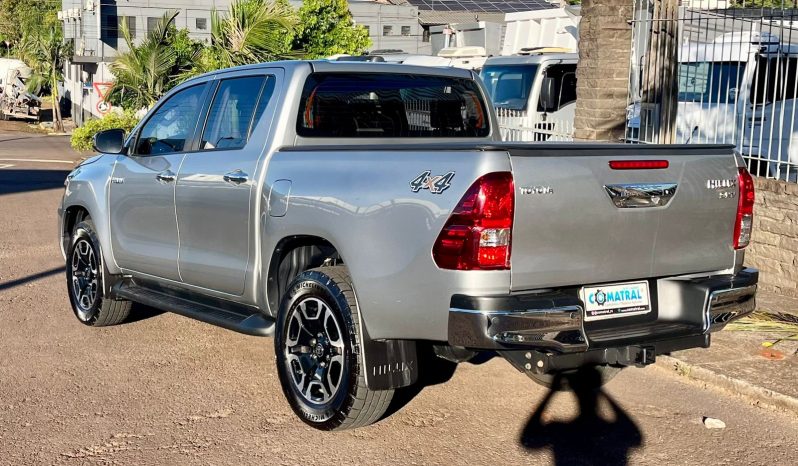 Toyota Hilux SRV 4×4 [2021] #m1926 cheio