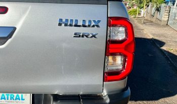 Toyota Hilux SRX 4×4 [2022] cheio