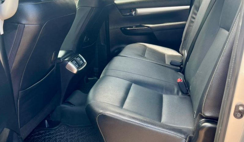 Toyota Hilux SRX Limited 4×4 [2023] cheio