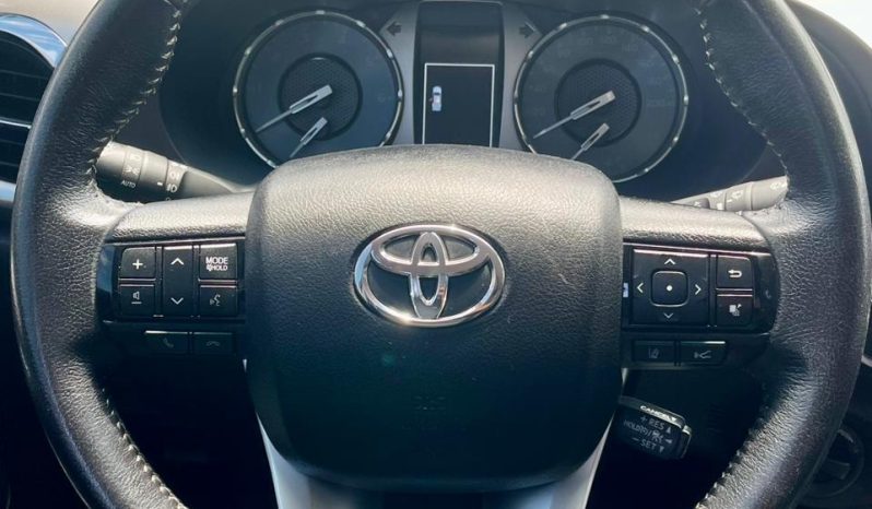 Toyota Hilux SRX Limited 4×4 [2023] cheio