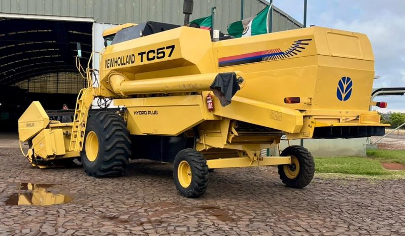 Colheitadeira New Holland TC 57 [2001] #am2003 cheio