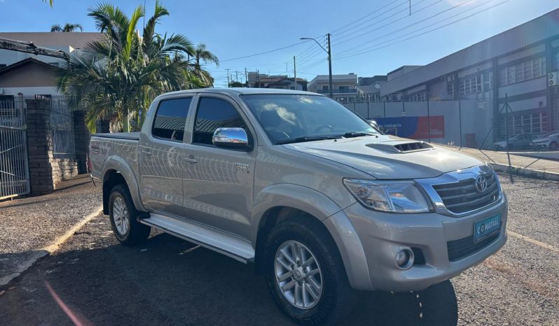 Toyota Hilux SRV 4×4 [2014] #a2014 cheio
