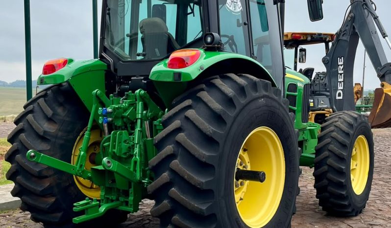 John Deere 6125J 4×4 [2012] cheio