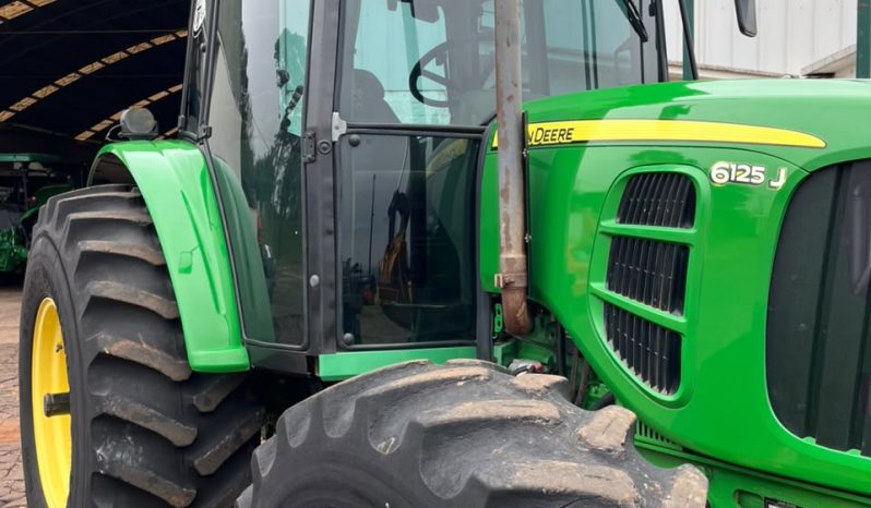 John Deere 6125J 4×4 [2012] cheio