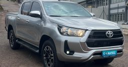 Toyota Hilux SR 4×4 [2024] #a2065